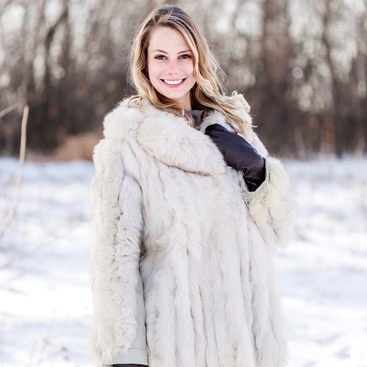 Luxury Arctic Golden Island Saga Fox Fur Jacket – Dakota Darling 