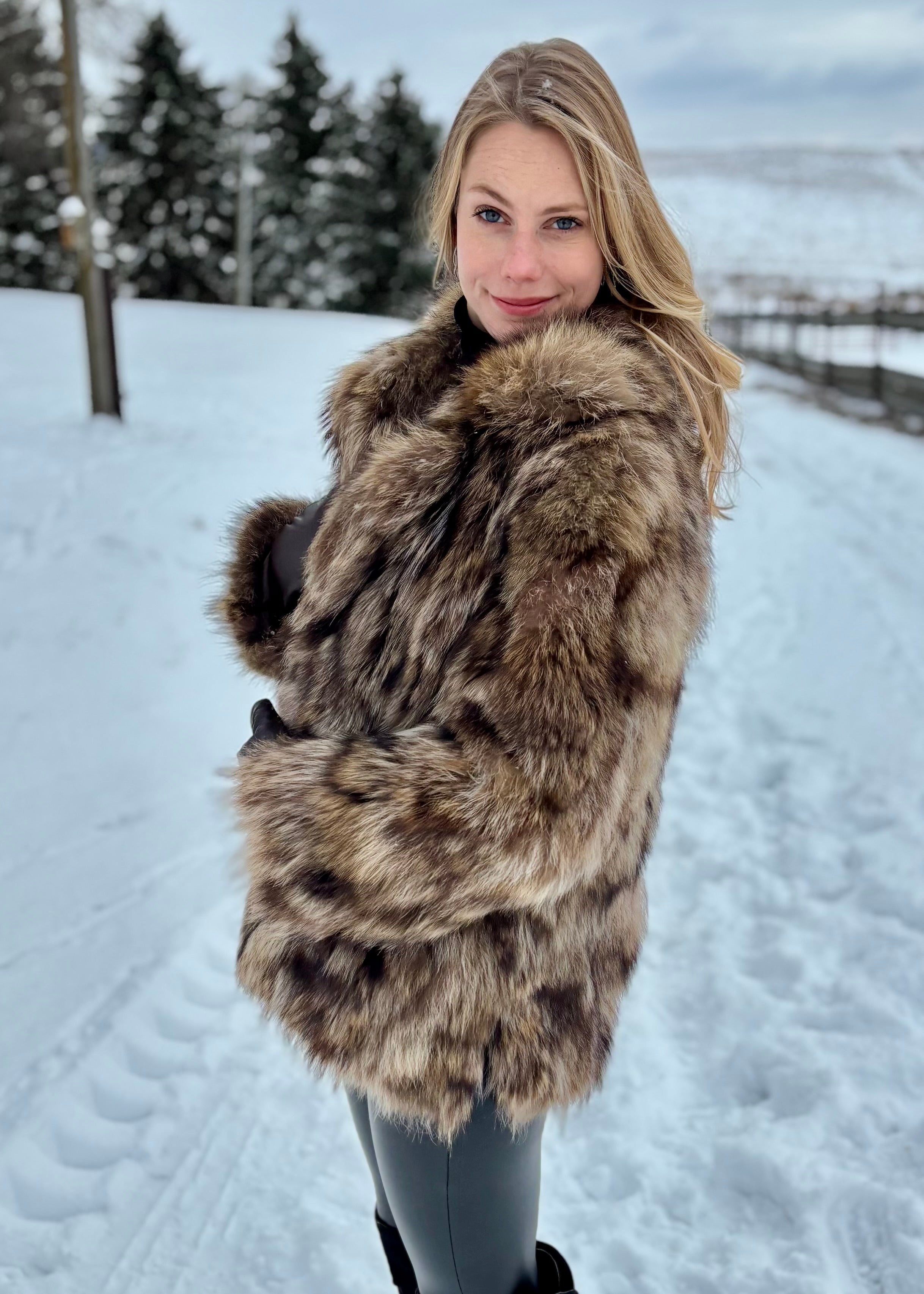 Sz M Genuine Raccoon Jacket – Dakota Darling